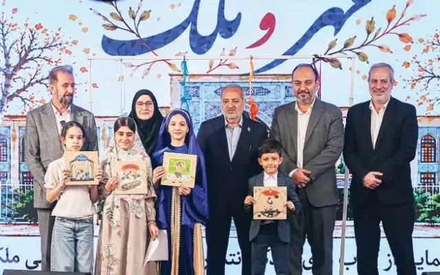 وظیفه ما تربیت نسلی برخوردار از هویت ملی و دینی است