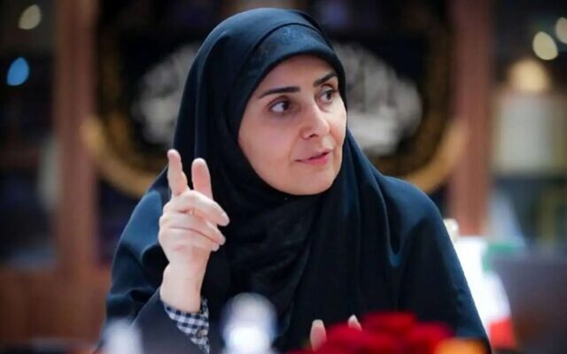 واگذاری ۲۱ هزار قطعه زمین به روستاییان/ وزیر راه خبر داد