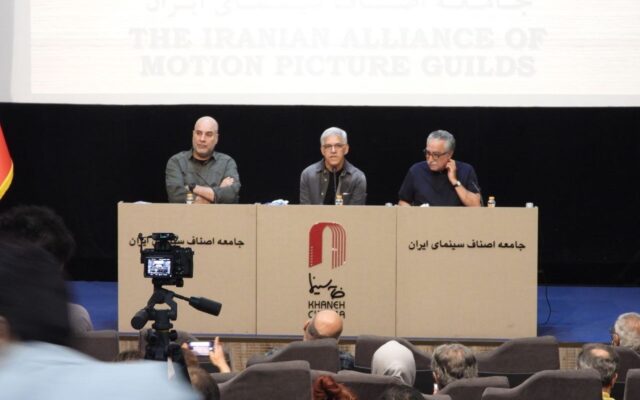 «فراموشی» را نه فقط یک عارضه که استعارهای از رنج انسان امروز، تنهایی و گسست پیوندهای عاطفی ببینیم/ در جلسه نمایش فیلم «پدر» در خانه سینما مطرح شد