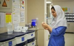 کمبود پرستار در ایران به نصف استاندارد ملی رسید؛ هر پرستار کار دو نفر را انجام می‌دهد