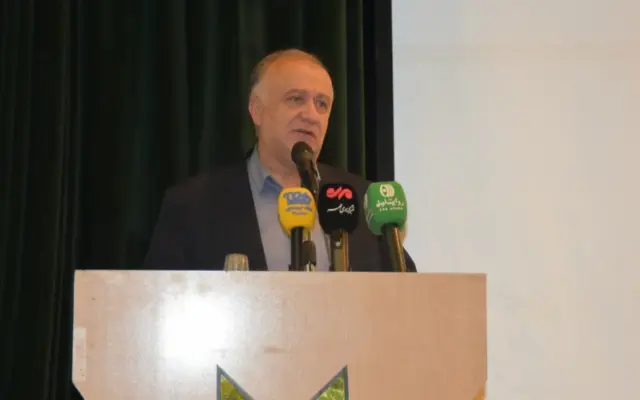فرماندار کرج: هم‌افزایی دانشگاهیان و نخبگان، زمینه‌ساز توسعه فرهنگی و اجتماعی است