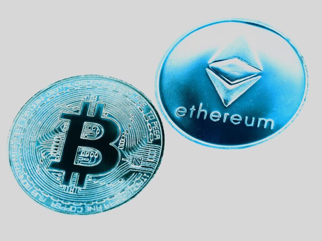 قیمت بیت‌کوین و اتریوم امروز چهارشنبه ۲۹ مهر ۱۴۰۵ | افزایش قیمت بیت کوین