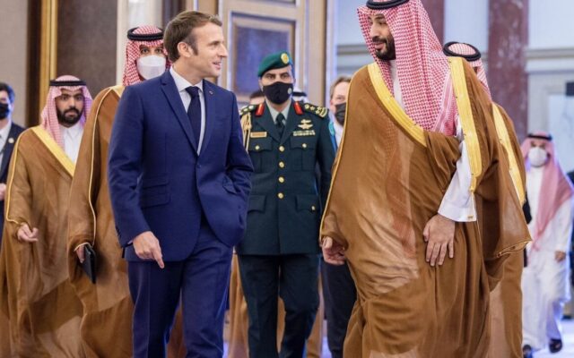 دیدار و گفت و گوی بن سلمان و مکرون؛ عربستان وعده افزایش عرضه گازوئیل داد