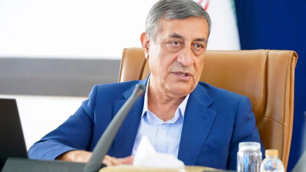 قائم پناه: ایران به دنبال دستیابی به سلاح هستهای نیست/ ترامپ تلاش دارد همچون ونزوئلا کنترل منابع نفتی ایران را به دست بگیرد