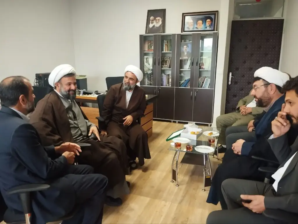 دیدار حجت الاسلام ممی زاده با مدیر حوزه علمیه آذربایجان شرقی+ تصاویر