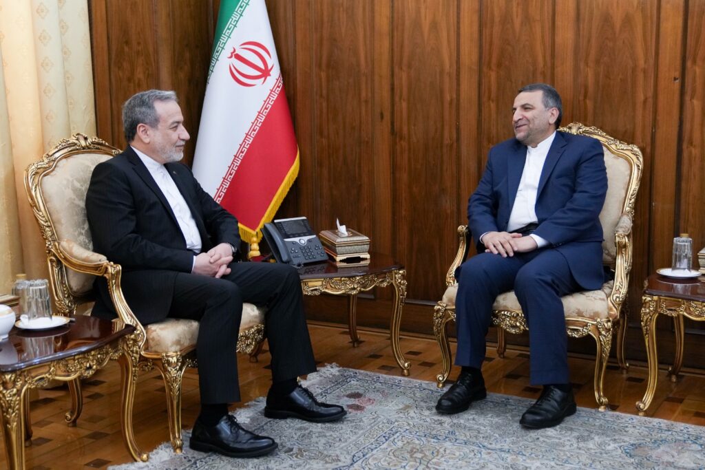 دیدار سفیر جمهوری اسلامی ایران در ساحل عاج با وزیر امور خارجه