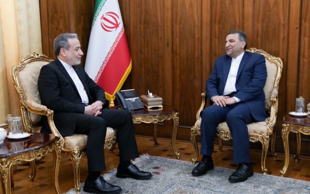دیدار سفیر جمهوری اسلامی ایران در ساحل عاج با وزیر امور خارجه