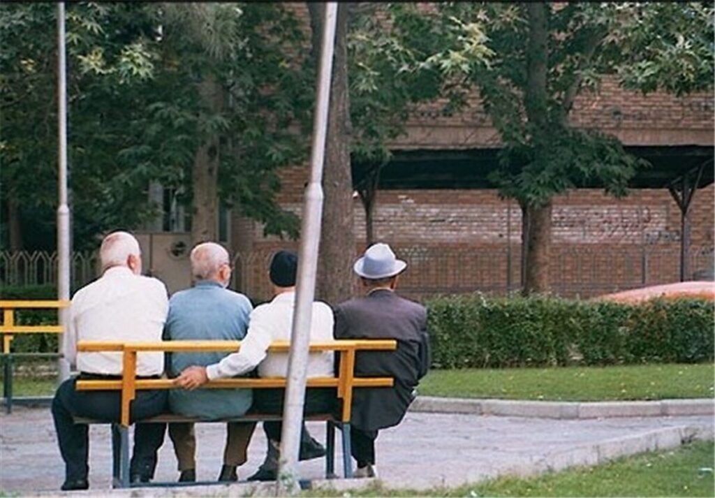 کمیته امداد خوزستان حامی ۸۷ هزار سالمند است
