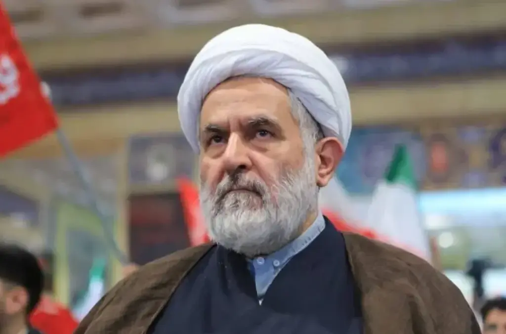 طائب، رئیس سازمان بسیج: برای کمک به دولت جلسات متعددی با رئیس جمهور داریم / در حوزه‌های مختلف در حال گفت‌و‌گو هستیم