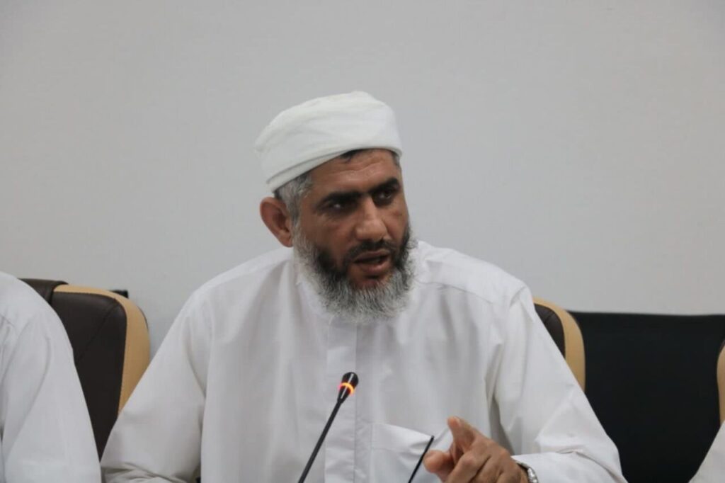 امام جمعه اهل‌سنت سواحل: تربیت فرزندان امانتی الهی هستند