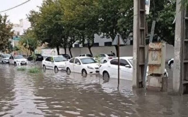 باران سیل‌آسا در مازندران؛ خیابان‌های چند شهر زیر آب رفت ؛ هشدار برای روز یکشنبه