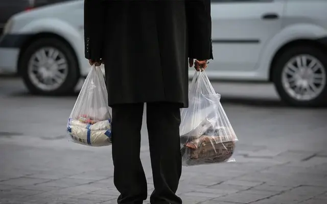 وزارت بهداشت: بیش از نیمی از ایرانیان میوه و سبزی کافی مصرف نمی‌کنند