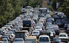 ترافیک سنگین و کمبود جای پارک؛ دو چالش اصلی شهروندان تبریزی در سفرهای روزمره