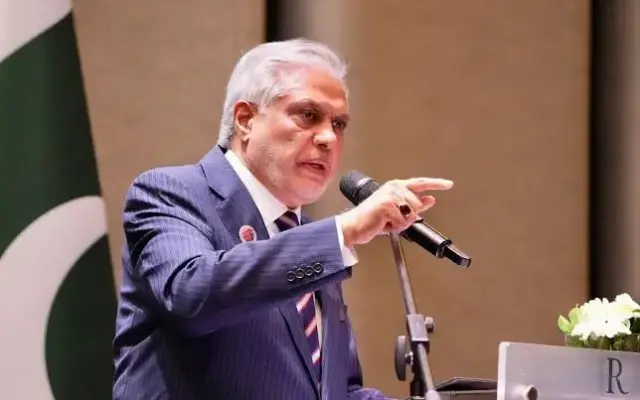 وزیر خارجه پاکستان: به میانجیگری میان ایران و آمریکا ادامه میدهیم/ دیپلماسی بهترین راه کاهش تنشهای منطقهای است