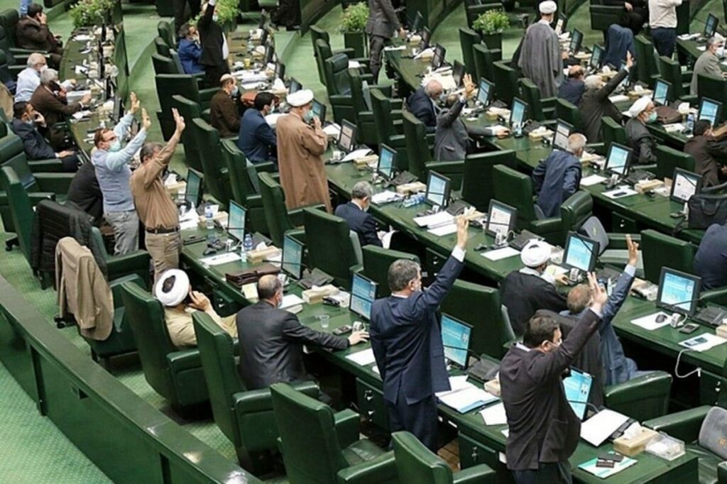 شأن مجلس را قربانی مطامع جناحی نکنید/ تلاش برای کشف قیمت نمایندگان مجلس