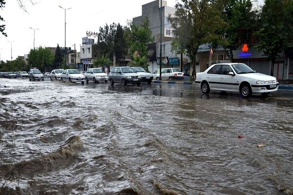 آمادگی شهر ایوان برای بارش‌های پاییزی؛مسیل ها پاکسازی شد
