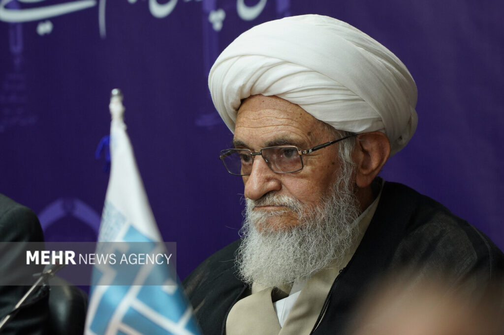عالمی: مقابله با پیمانشکنی دشمن، تقویت توان دفاعی را ضروری میکند